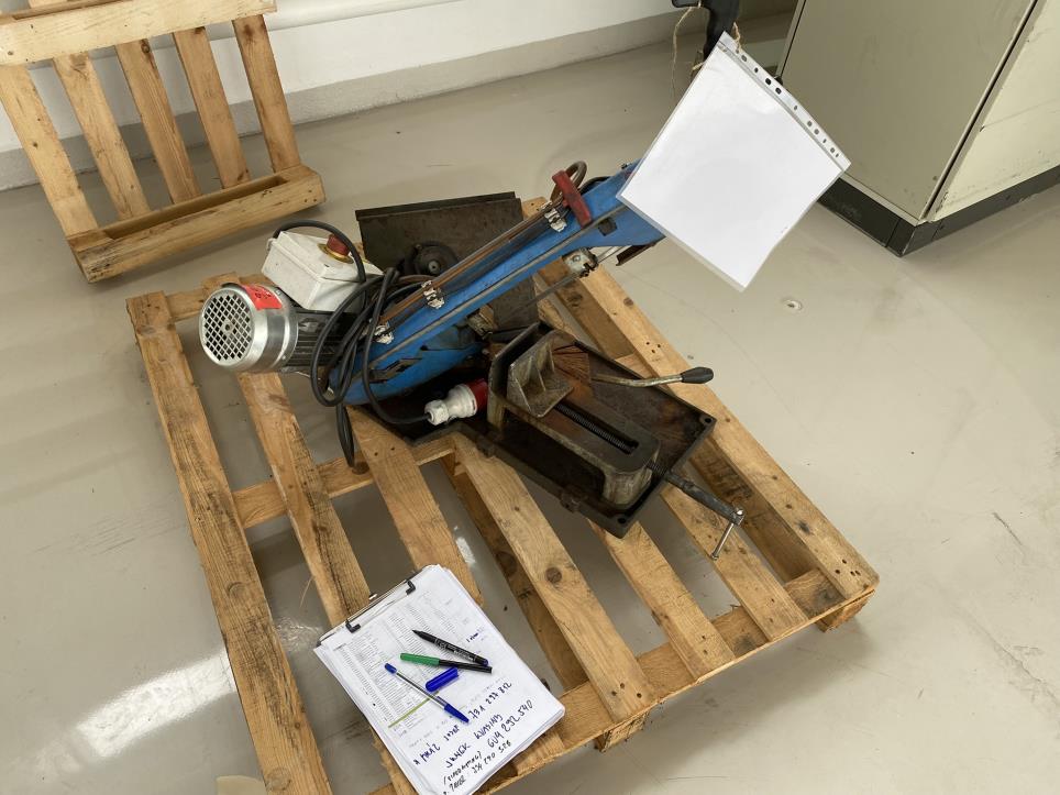 Rabljeni rezervni deli in stroji-2